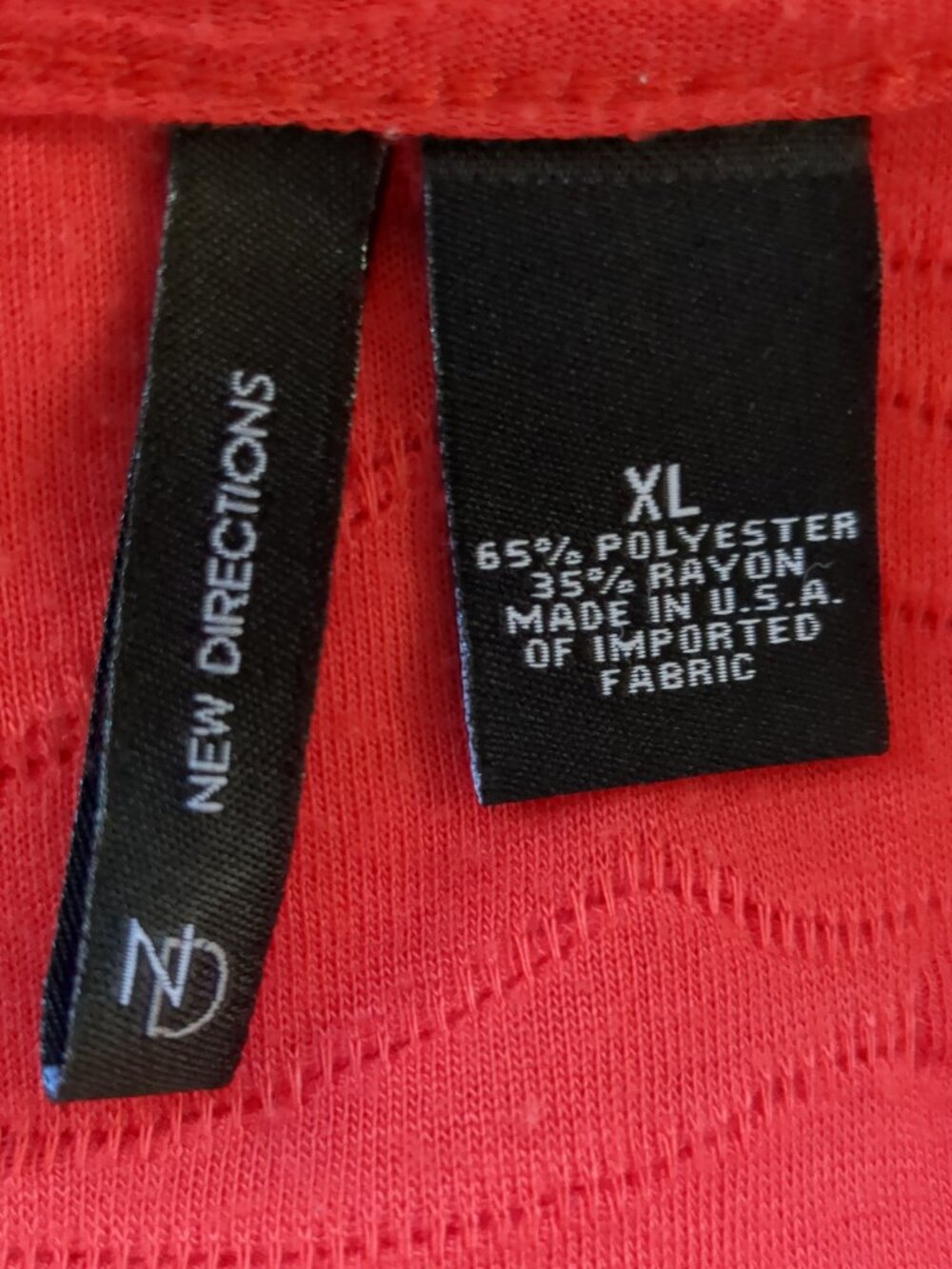 XL Flattering Red Top - Picture 9 of 9